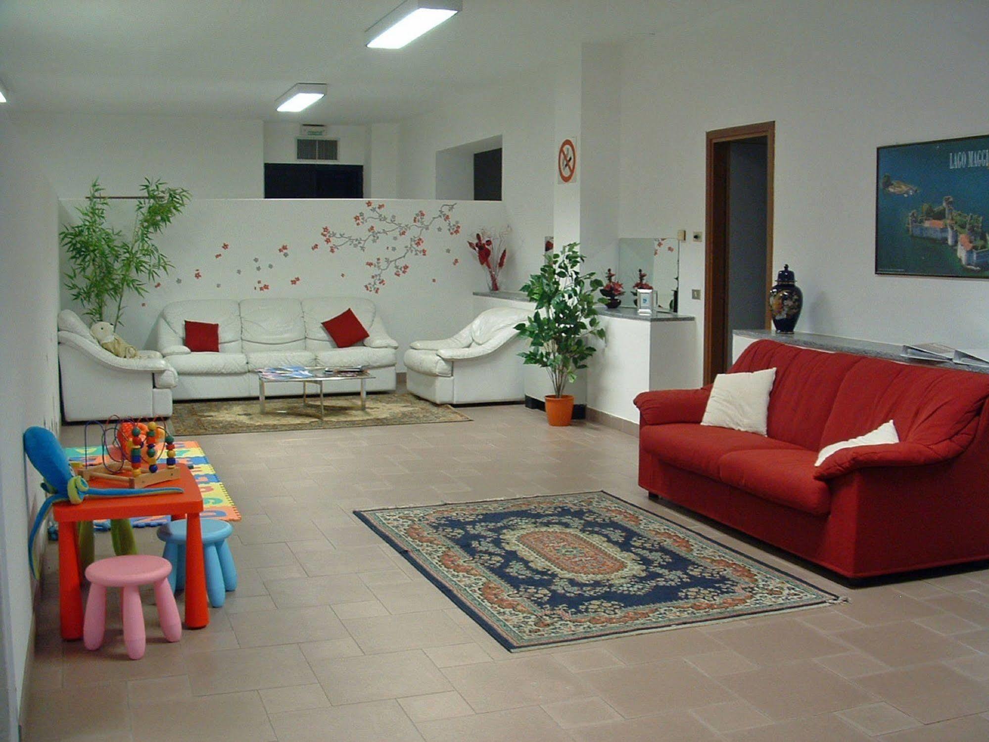 Residence Tre Ponti Verbania Exterior foto
